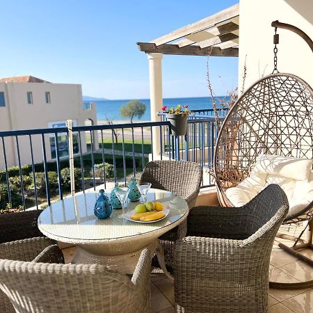 Odyssey Beach Front Apartment 하니아 외부 사진